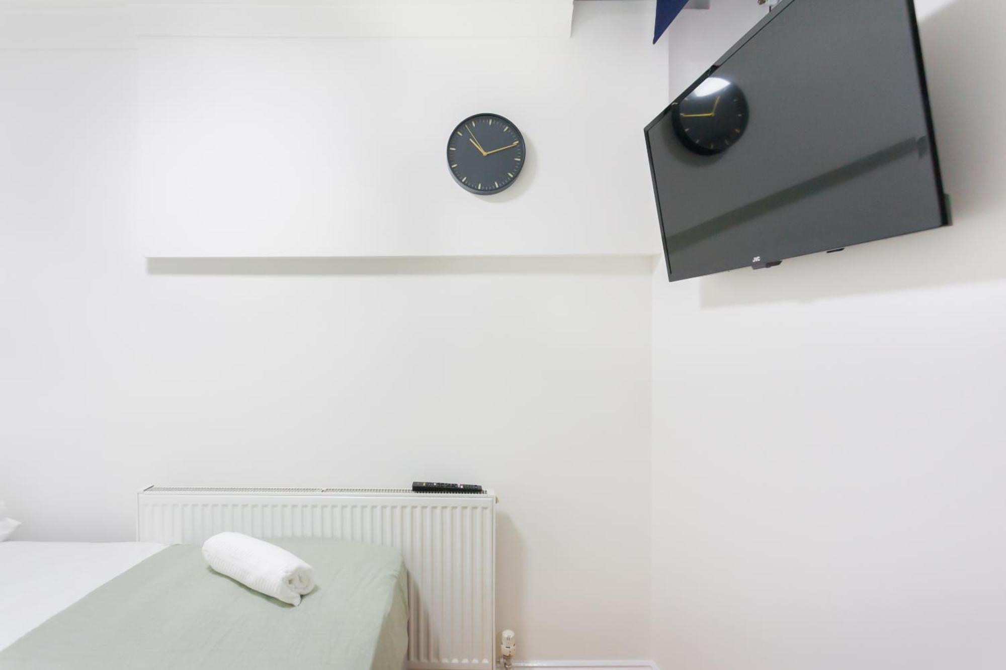 Eurostar Budget Rooms - Next To Kings Cross & Eurostar Train Station London Ngoại thất bức ảnh