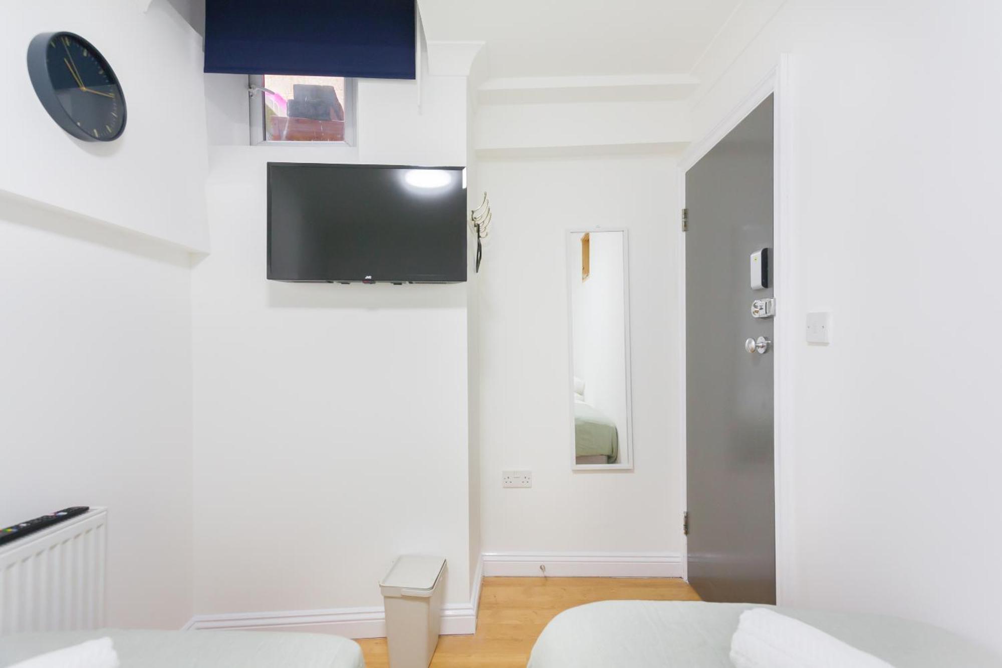 Eurostar Budget Rooms - Next To Kings Cross & Eurostar Train Station London Ngoại thất bức ảnh