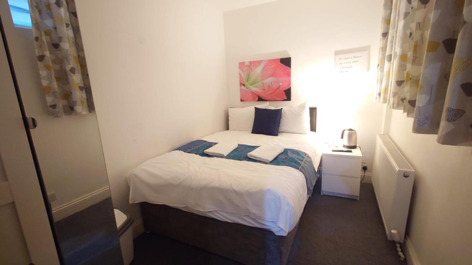 Eurostar Budget Rooms - Next To Kings Cross & Eurostar Train Station London Ngoại thất bức ảnh